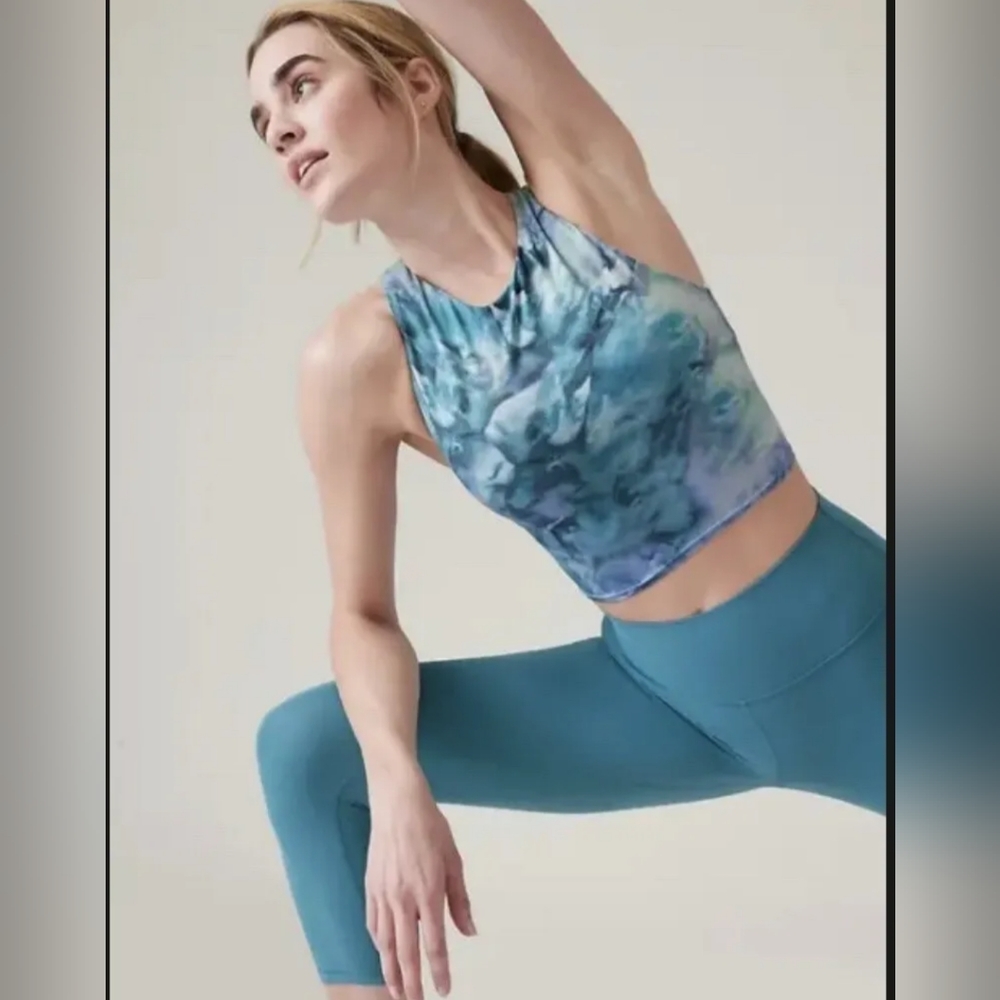 Athleta Conscious Crop Top Printed 32A 32B 32C Solarize Chrome Blue Green XS NWT